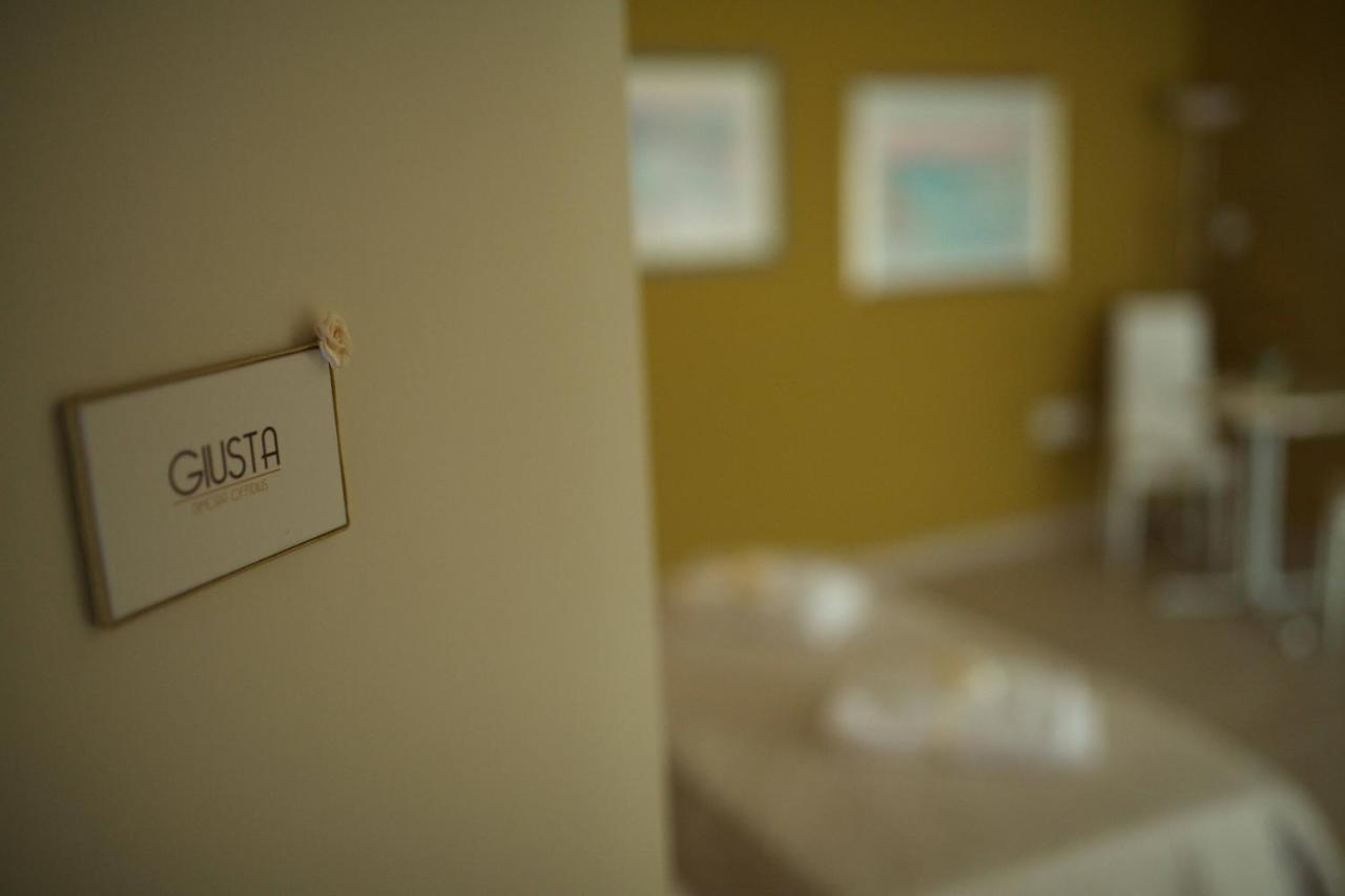 Dimora Offidius Bed & Breakfast L'Aquila Exterior photo